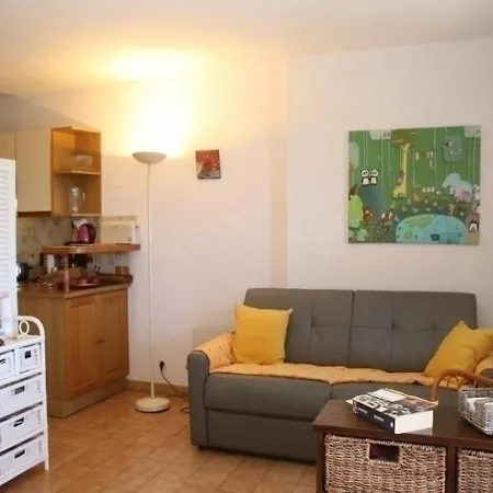 Apartment Agay Plage Apartament *