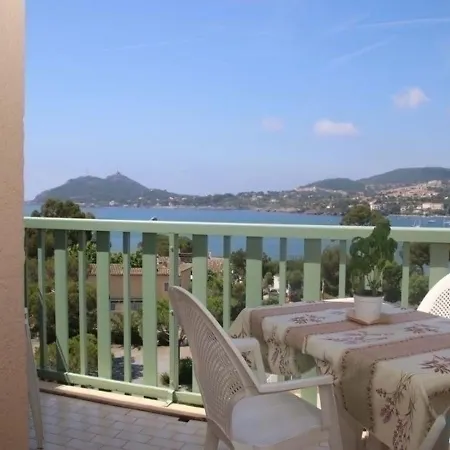 Apartment Agay Plage * Saint-Raphaël